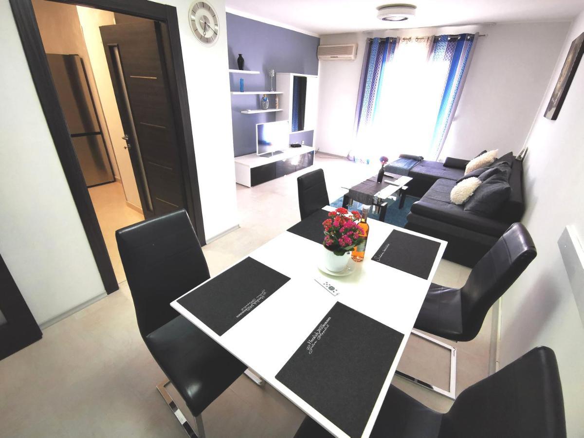 Apartment Tanja Porec Exterior photo
